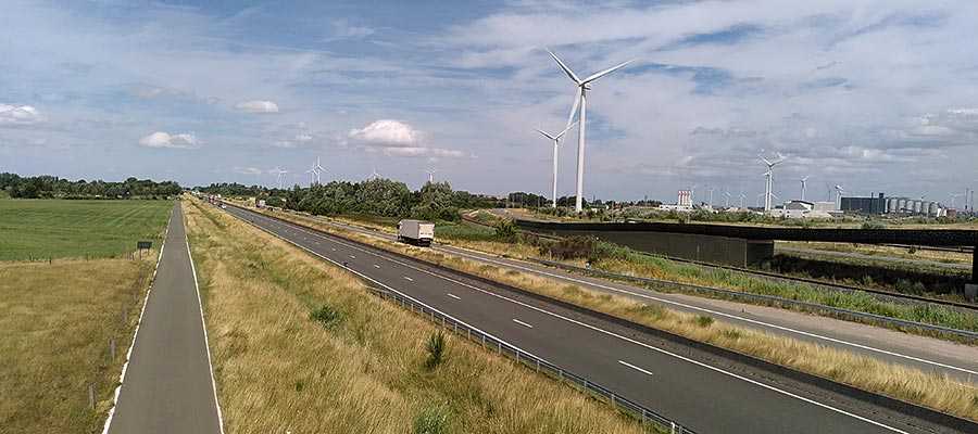R4 fietsbrug Kluizen